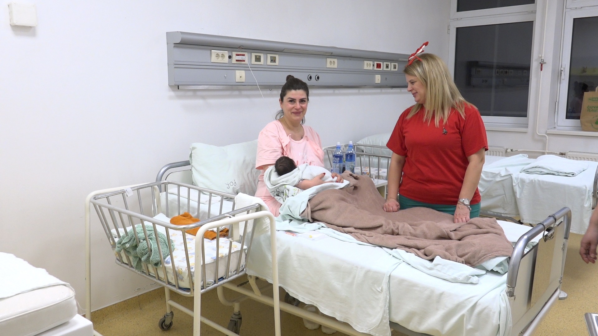 Paraćinsko porodilište i dalje jedno od najboljih u Srbiji u kategoriji malih porodilišta PORTAL 3 FOTO: Kanal M