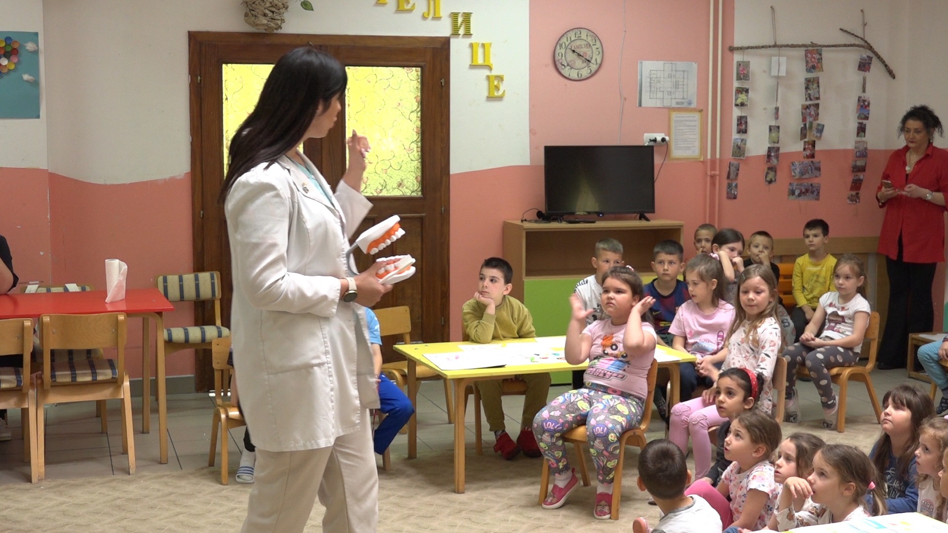 Nedelja prevencije usta i zuba kod dece u vrtiću Guliver PORTAL 8 FOTO: Kanal M