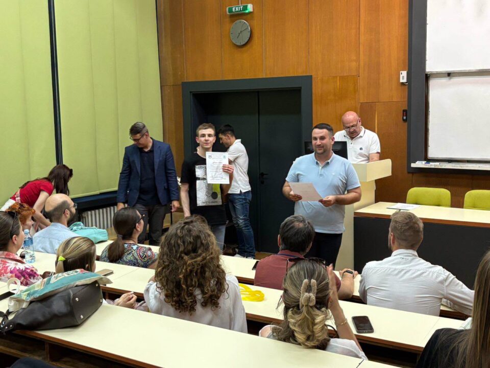 FOTO: Gimnazija Paraćin